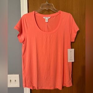 🩷🧡 Athleta Stratus II Tee